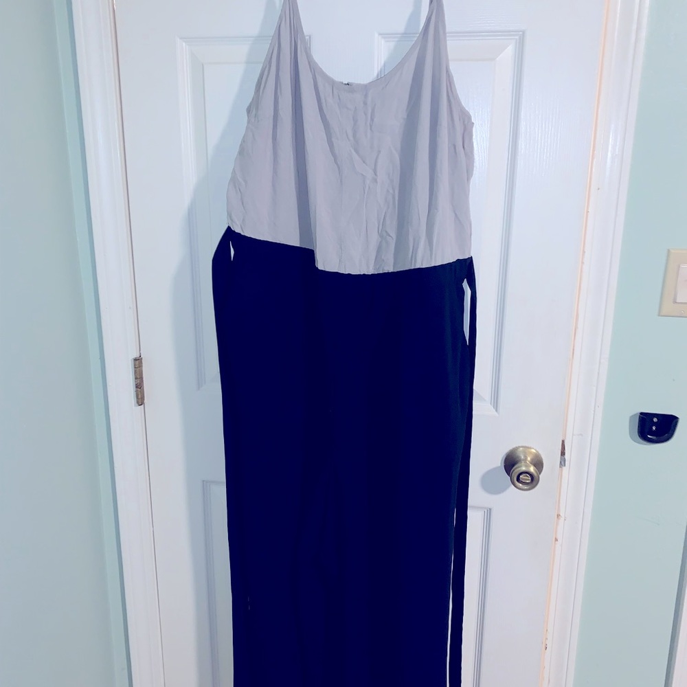 Lane Bryant grey/black jumpsuit w zipper and bow in back size 22